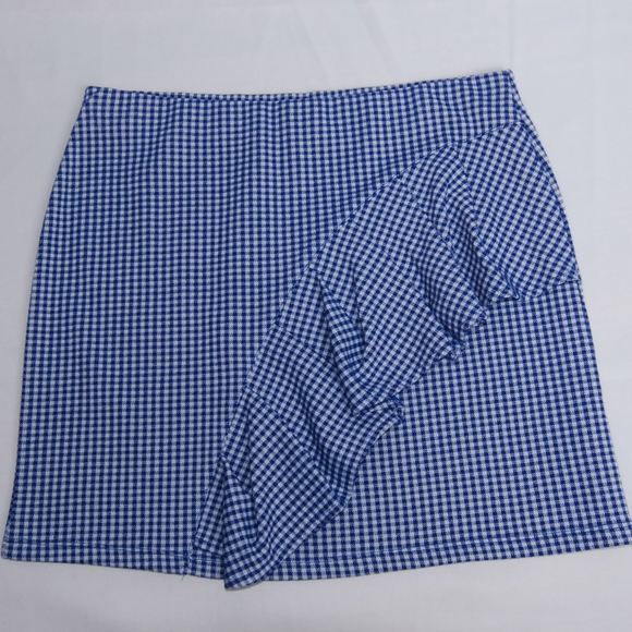 Topshop Dresses & Skirts - NWT Topshop Gingham Blue Ruffle Skirt Sz 8